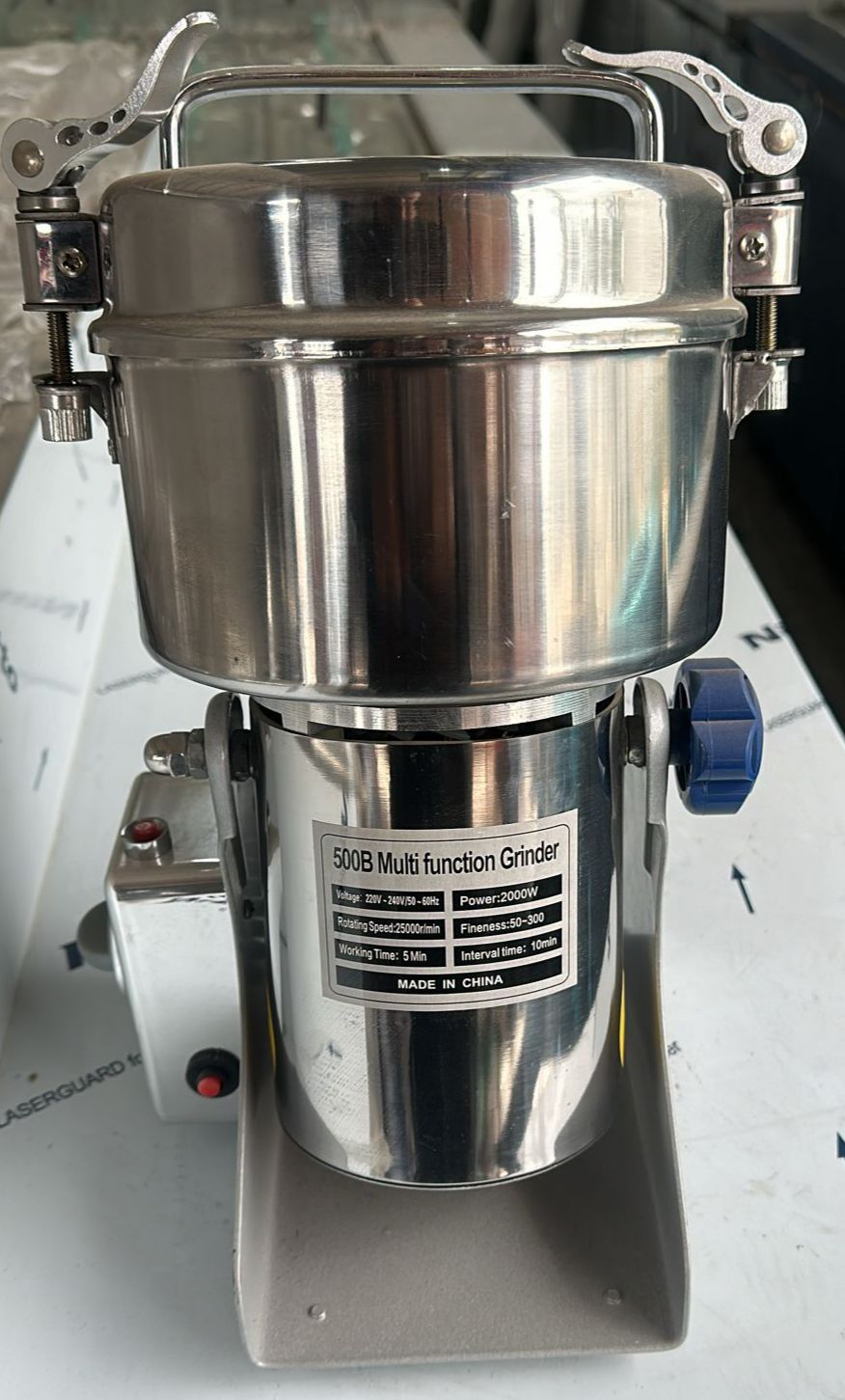 ماكنة طحن القهوة والبهارات 